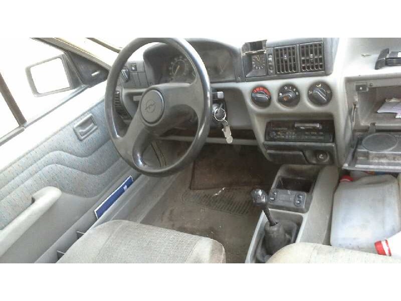 opel corsa a del año 1993