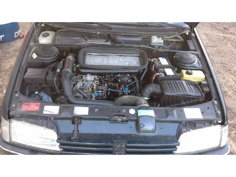 peugeot 405 berlina del año 1992