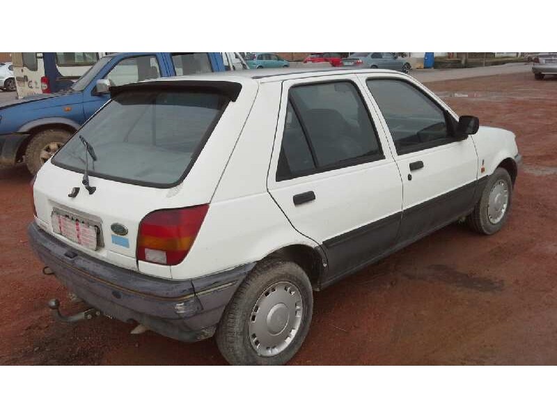 ford fiesta berl./courier del año 1988