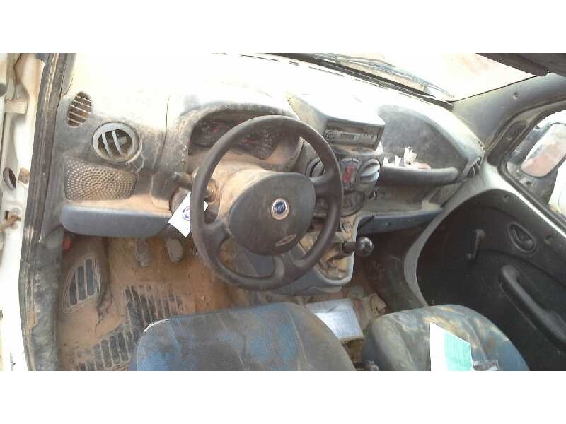 fiat doblo cargo (223) del año 2004