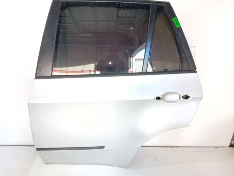 Recambio de puerta trasera izquierda para bmw x5 (e70) 3.0 3.0d referencia OEM IAM   