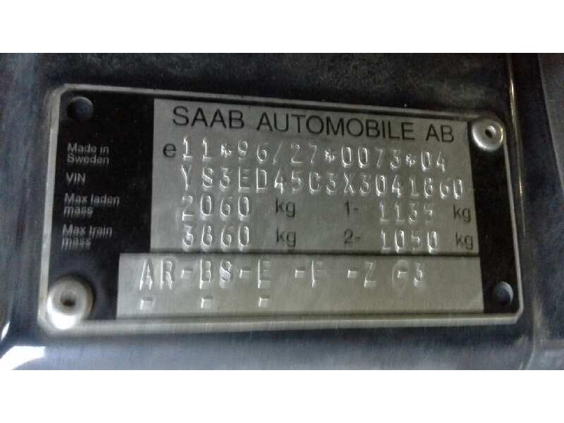 saab 9-5 sedán del año 1997