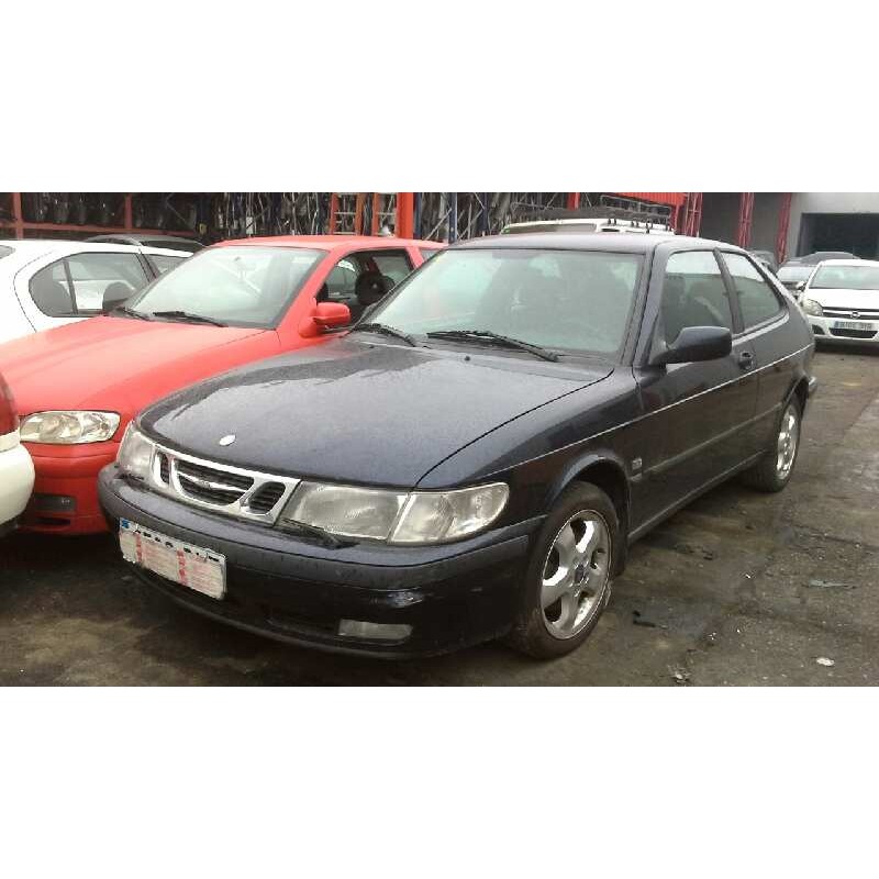 saab 9-3 berlina del año 2001