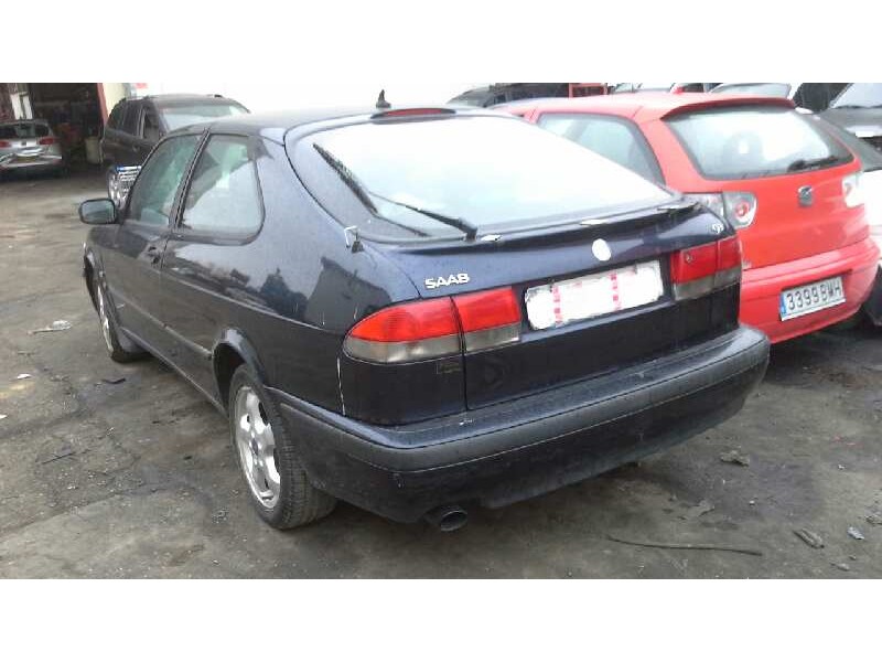 saab 9-3 berlina del año 2001