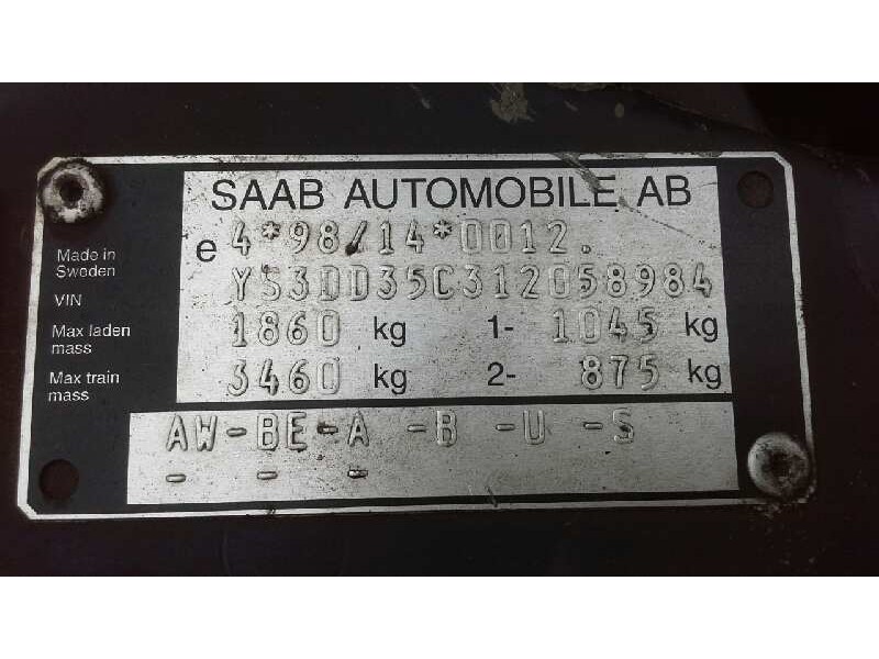 saab 9-3 berlina del año 2001