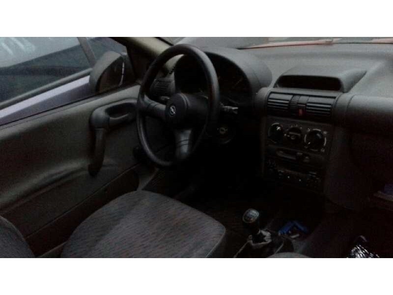 opel corsa b del año 1995