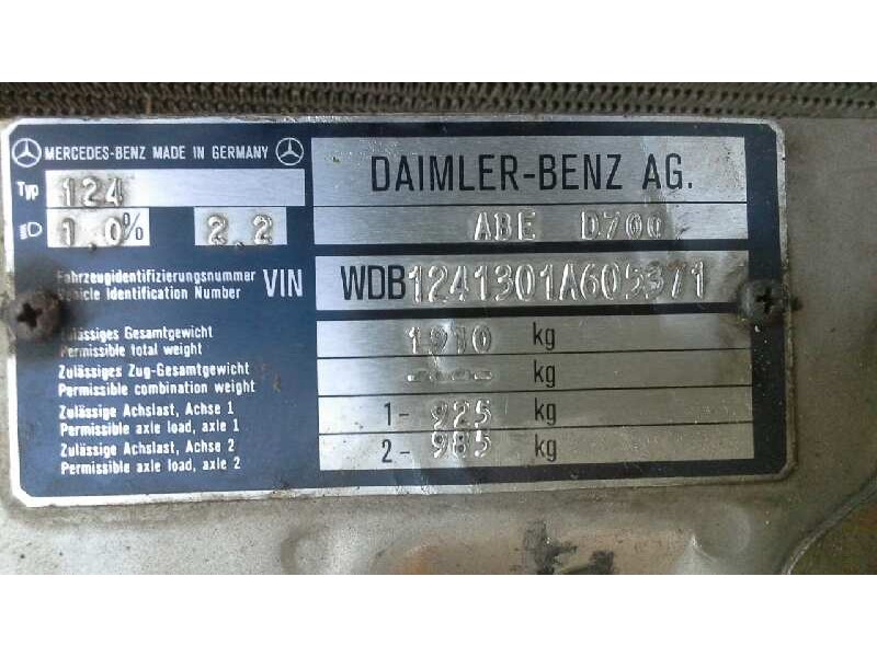 mercedes clase e (w124) berlina del año 1987