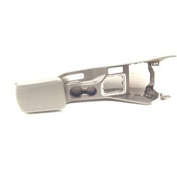 Recambio de reposabrazos para hyundai tucson (tl, tle) 2.0 crdi referencia OEM IAM 84678D7201  