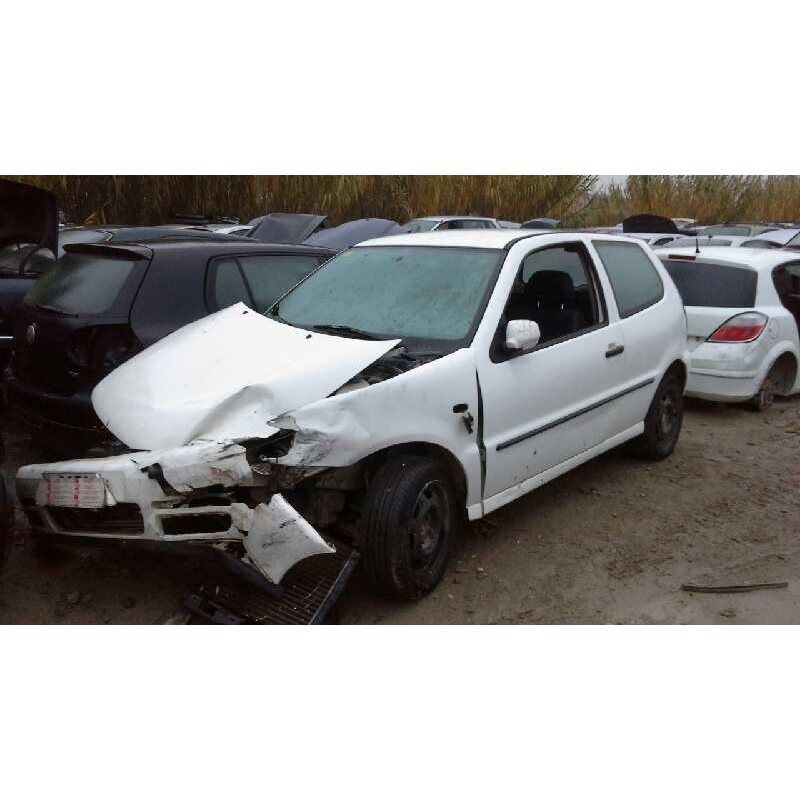 volkswagen polo berlina (6n1) del año 1999