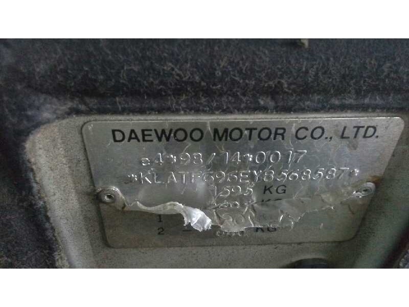 daewoo lanos del año 2000