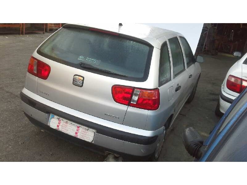 seat ibiza (6k1) del año 2002
