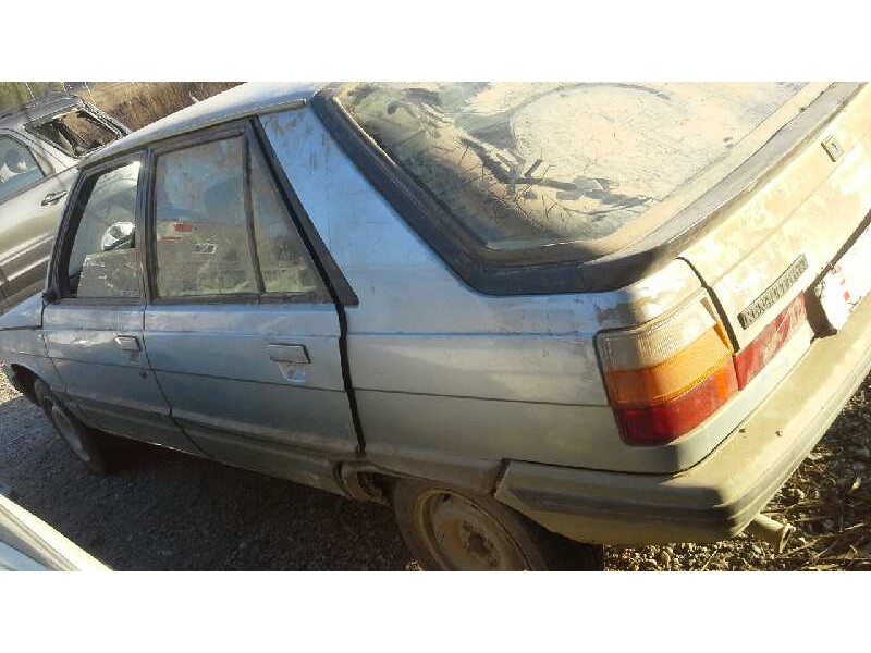 renault r-11 del año 1984