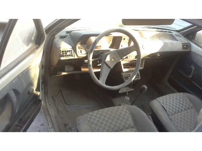 volkswagen polo (867/871/873) del año 1985