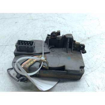 CERRADURA PUERTA DELANTERA DERECHA 9136 