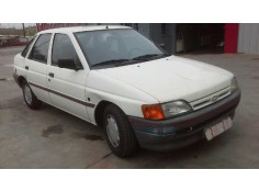 ford escort berlina del año 1990 2