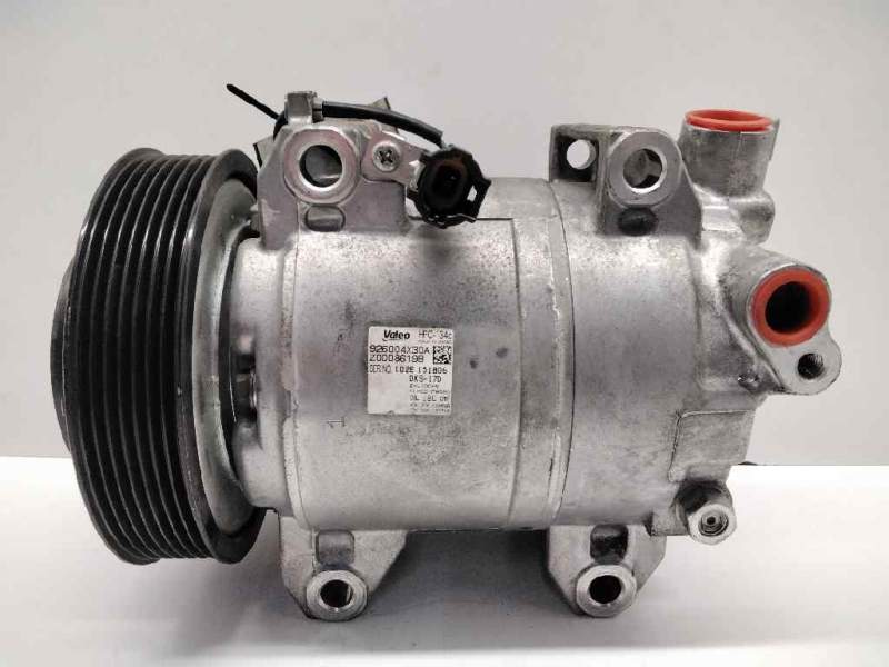 Recambio de compresor aire acondicionado para nissan cabstar 35.14 referencia OEM IAM 926004X30A  