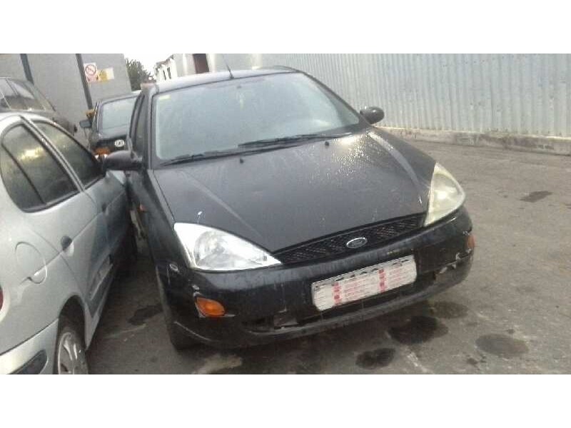 ford focus berlina (cak) del año 1999
