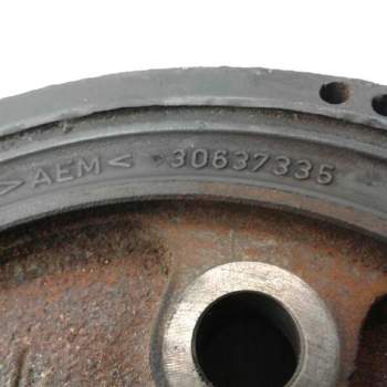 Recambio de polea cigueñal para volvo xc90 d5 referencia OEM IAM 30637335  