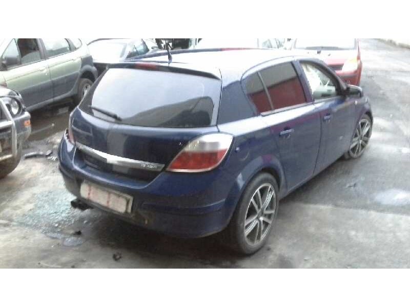 opel astra h berlina del año 2005