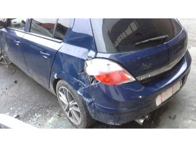 opel astra h berlina del año 2005