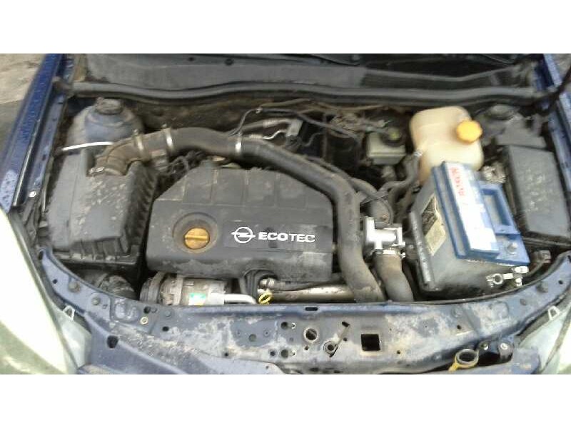 opel astra h berlina del año 2005