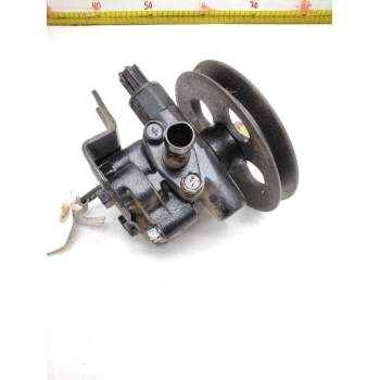 Recambio de bomba servodireccion para nissan terrano (wd21) referencia OEM IAM 491100F900 56293027 UNISIAJECS