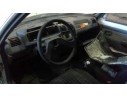 PEUGEOT 205 BERLINA