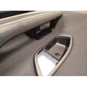 Recambio de guarnecido puerta trasera derecha para land rover evoque 2.0 td4 cat referencia OEM IAM BJ3225568A  