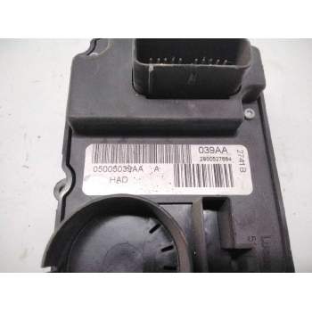 Recambio de mando climatizador para chrysler voyager (rg) 2.5 crd se grand voyager referencia OEM IAM 05005039AA  