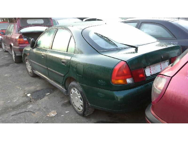 mitsubishi carisma berlina 4 (da0) del año 1999