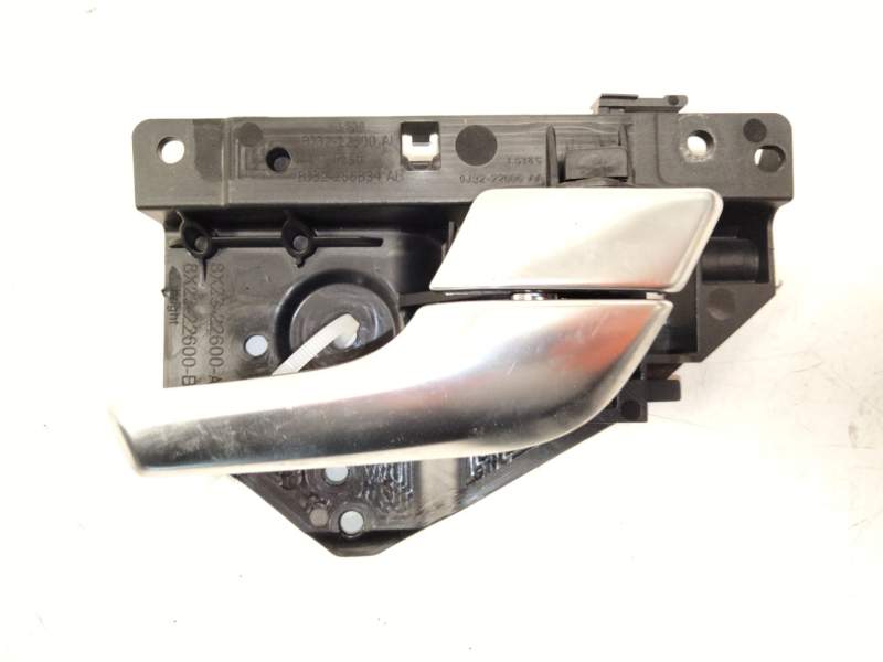 Recambio de maneta interior delantera derecha para land rover evoque 2.0 td4 cat referencia OEM IAM BJ3222600AB  