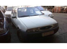 ford fiesta berlina del año 1998 2