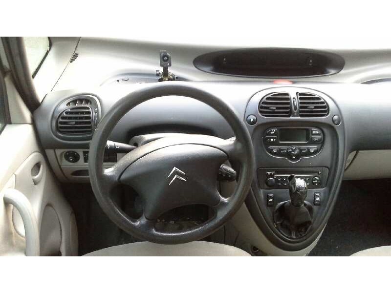 citroen xsara picasso del año 2002