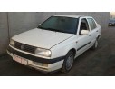 VOLKSWAGEN VENTO (1H2)