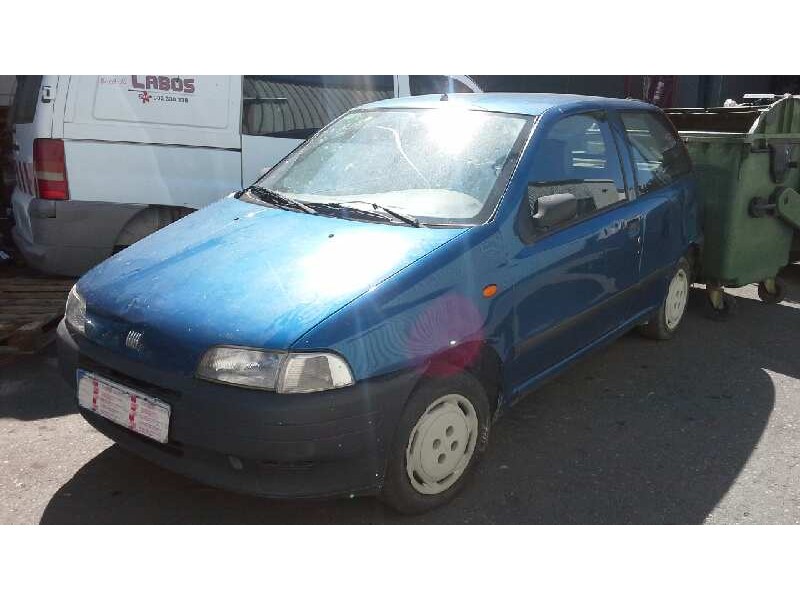 fiat punto berlina (176) del año 1996