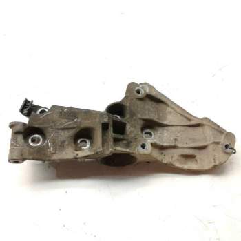 Recambio de soporte alternador para renault kangoo (f/kc0) express confort referencia OEM IAM 8200365097  