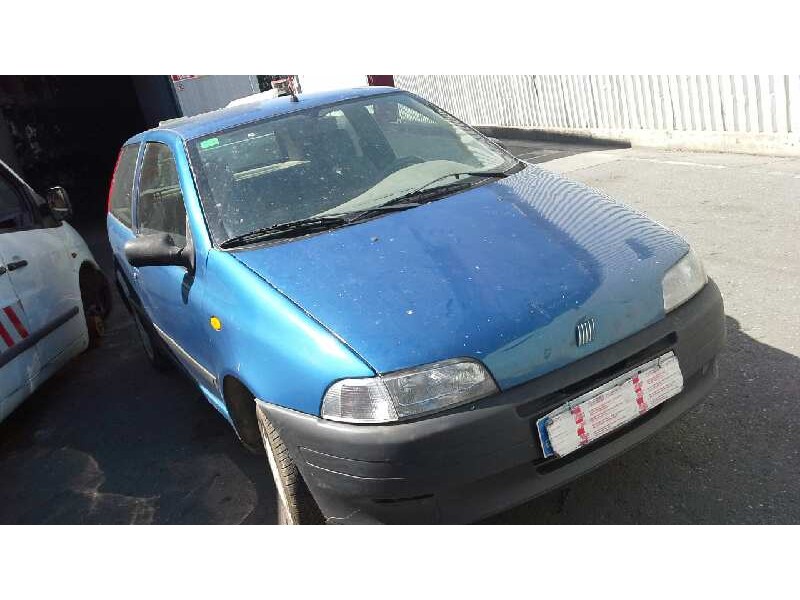 fiat punto berlina (176) del año 1996