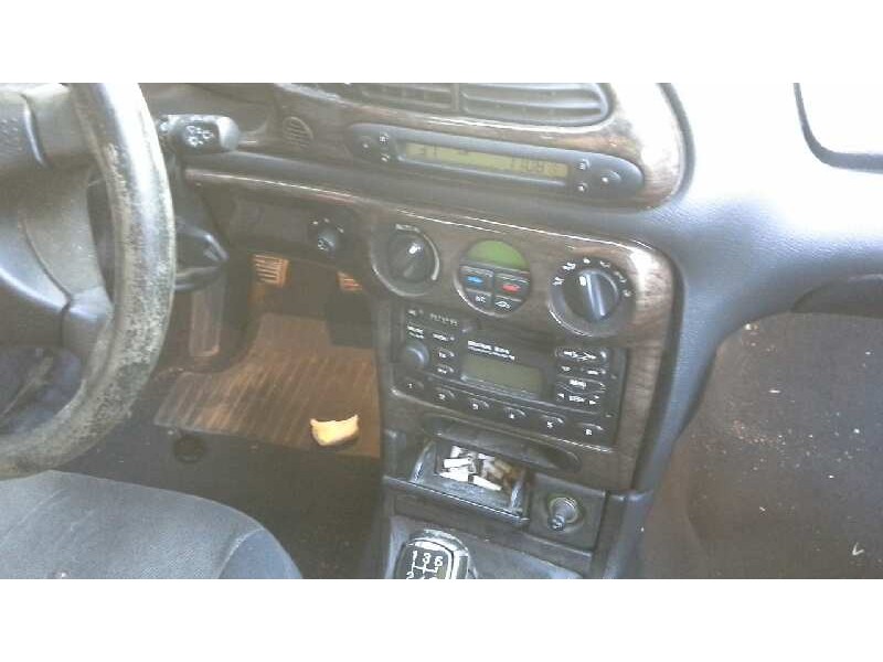 ford mondeo berlina (gd) del año 2000