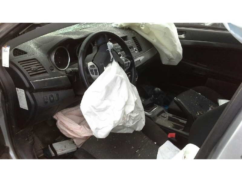 mitsubishi lancer sportback (cx) del año 2012