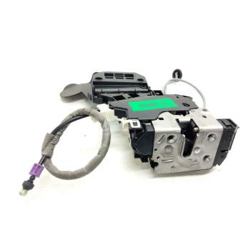 CERRADURA PUERTA DELANTERA DERECHA A1667200435 
