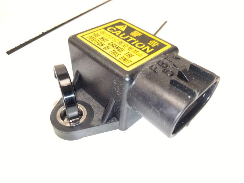 Recambio de sensor impacto lateral para infiniti ex 30d referencia OEM IAM 319551BN0A  