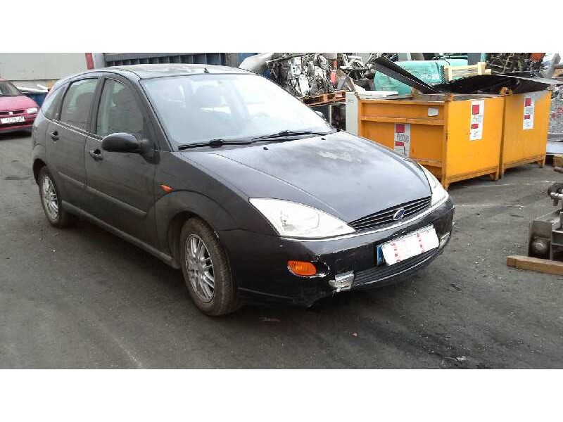 ford focus berlina (cak) del año 1999