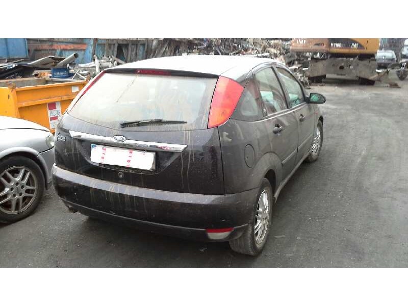 ford focus berlina (cak) del año 1999
