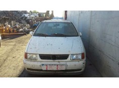 volkswagen polo berlina (6n1) del año 1996