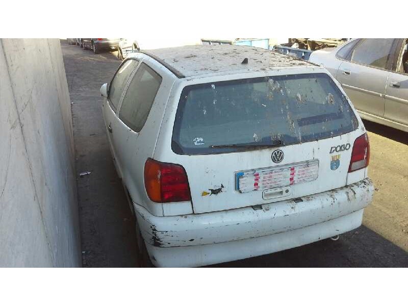 volkswagen polo berlina (6n1) del año 1996