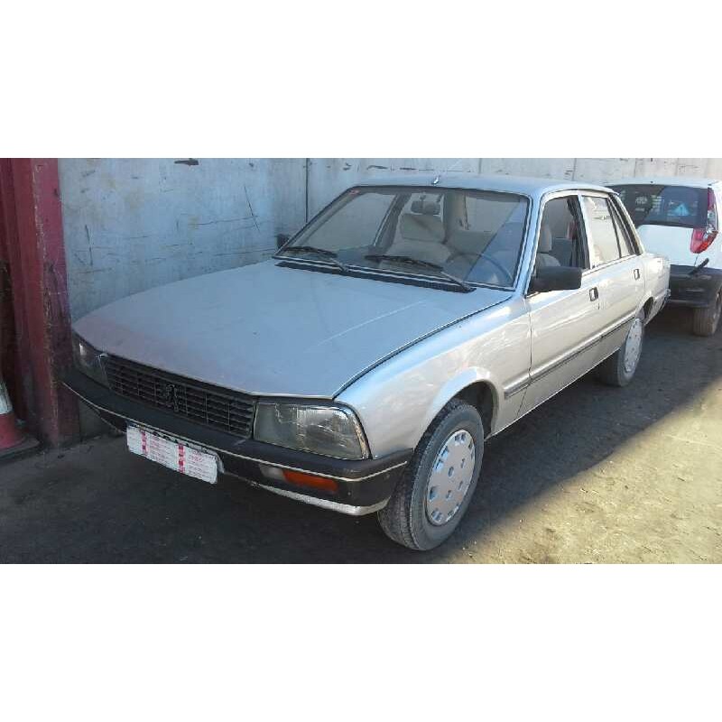 peugeot 505 berlina del año 1982