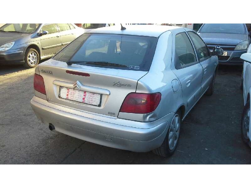 citroen xsara berlina del año 2002