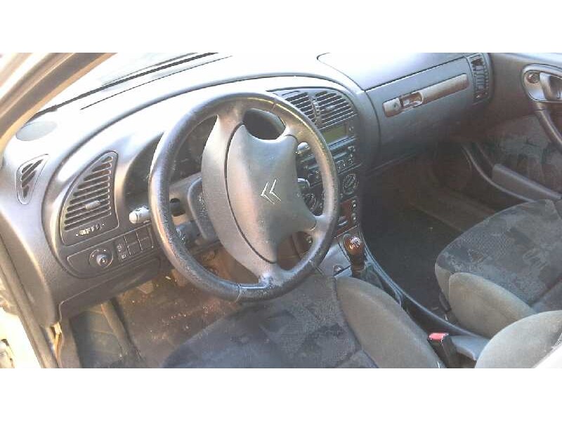 citroen xsara berlina del año 2002