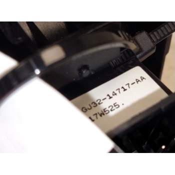 Recambio de mando elevalunas trasero derecho para land rover evoque 2.0 td4 cat referencia OEM IAM GJ3214717  