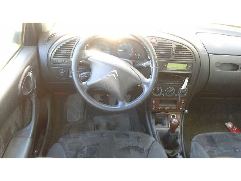 citroen xsara berlina del año 2002